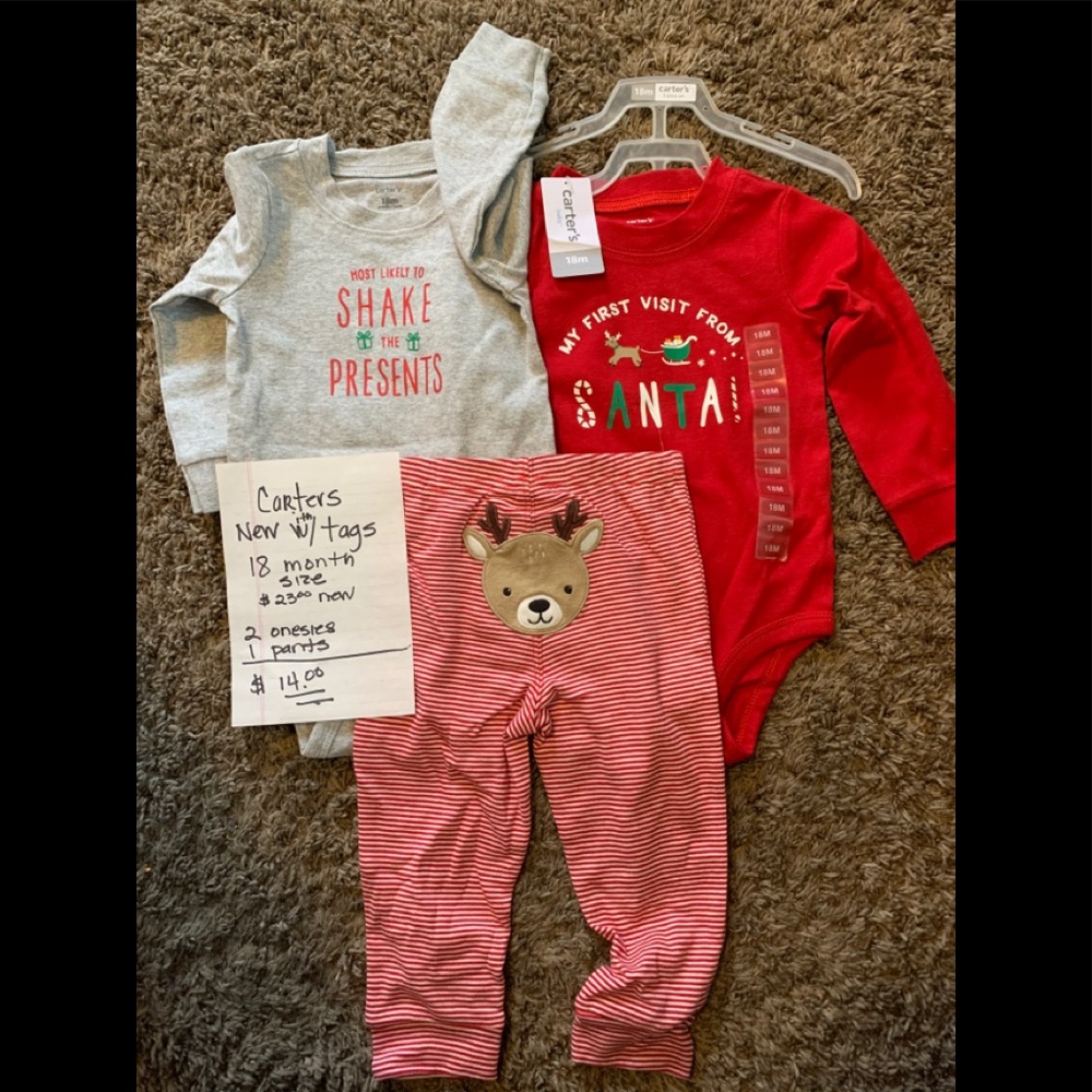 Carter’s New with tags Christmas Set